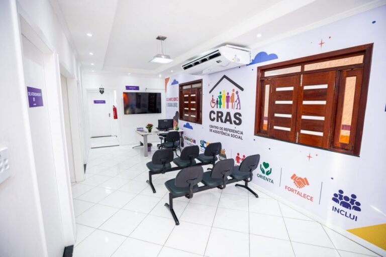 sedes-inauguracao-cras-limoeiro-foto-patrick-abreu-2-1024x683[1]