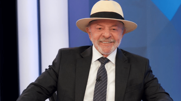 lula-pt-candidato-a-presidencia-em-entrevista-a-globo-1787951015797_v2_900x506[1]
