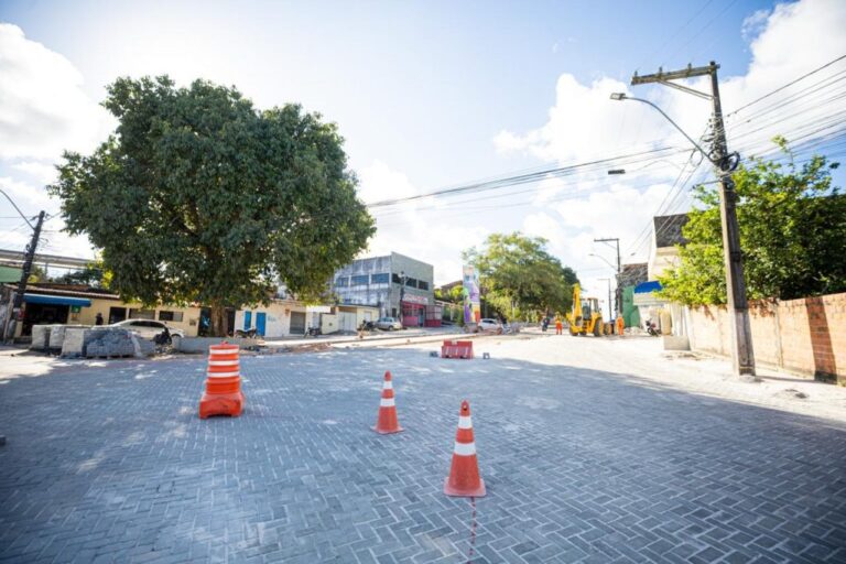 seinfra-obras-avenida-acajutivba-foto-patrick-abreu-6-1024x682[1]